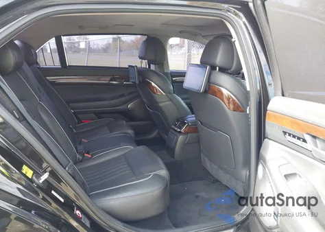 2019 Genesis G90 5.0 Ultimate z USA, uszkodzony, nr VIN KMHG54JH5KU052811